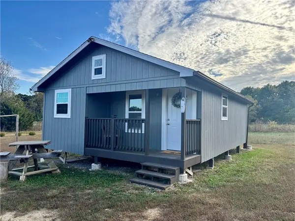 10 Lucky 1 CIR, Mound City, KS 66056