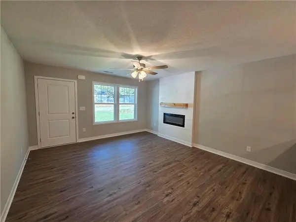 30 E 7th ST, Adrian, MO 64720