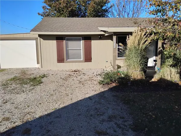 133 S Linn Valley DR, Linn Valley, KS 66040