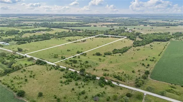 136 Haskell RD, Quenemo, KS 66528