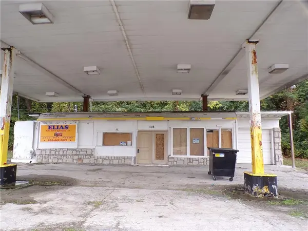 1315 W US 24 HWY, Independence, MO 64050