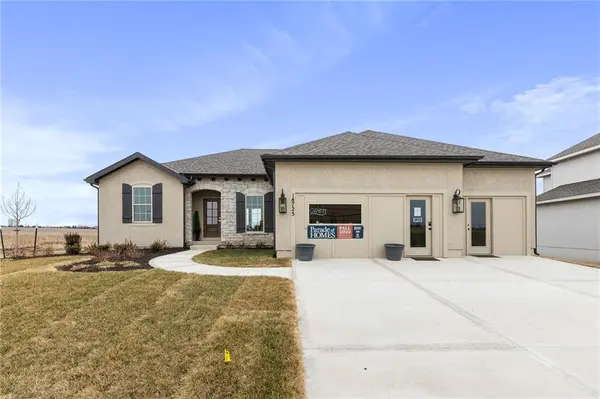 16868 S Cardinal ST, Olathe, KS 66062