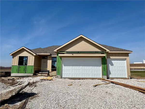 16868 S Cardinal ST, Olathe, KS 66062