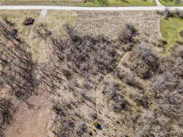 W 174th ST, Lawson, MO 64062