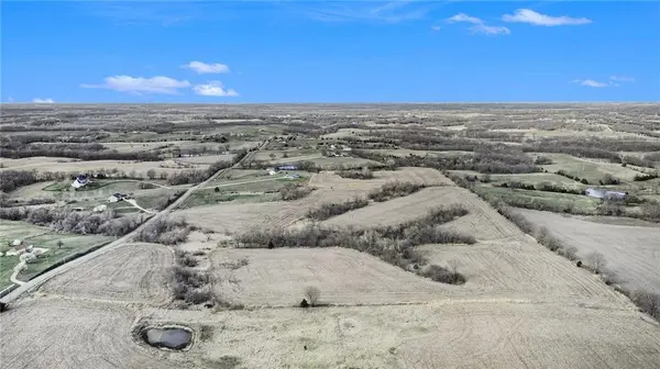 Cockriel RD, Edgerton, MO 64444