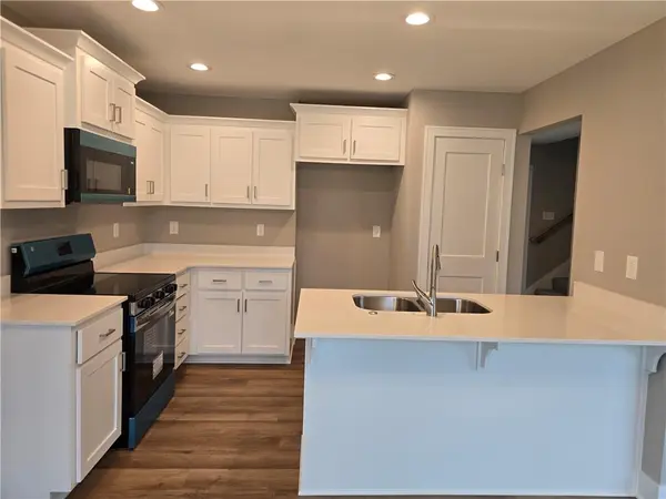 510 W Lawrence ST, Spring Hill, KS 66083
