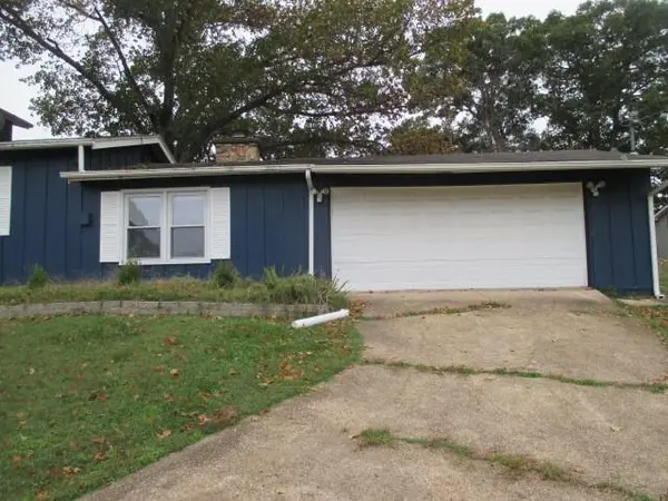 911 Georgene RD, Camdenton, MO 65020