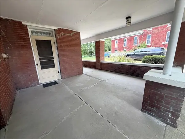 220 E Benton ST, Carrollton, MO 64633