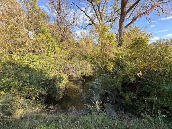 4515 S Phelps RD, Independence, MO 64055