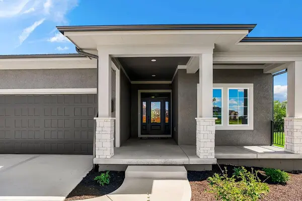 2407 W 177th TER, Overland Park, KS 66085