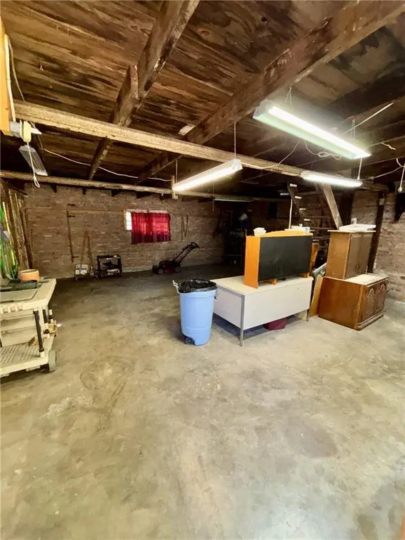 1015 S Grant AVE, Chanute, KS 66720