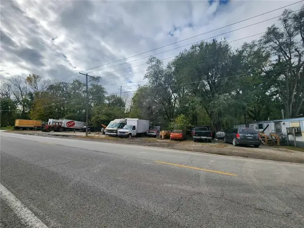 5101 Savannah RD, St Joseph, MO 64505