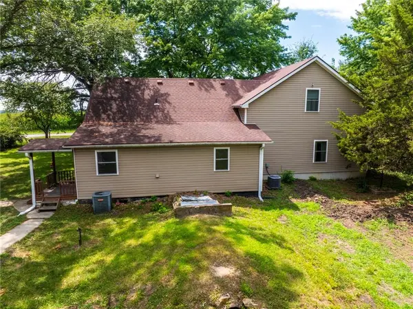 18680 State Route UU HWY, Jameson, MO 64647