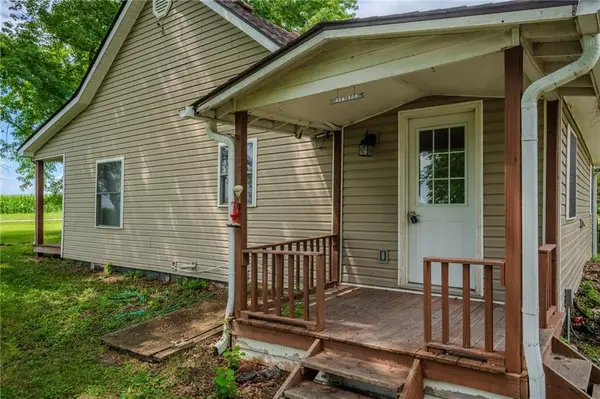 18680 State Route UU HWY, Jameson, MO 64647