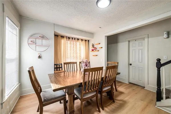 804 S Home AVE, Independence, MO 64053