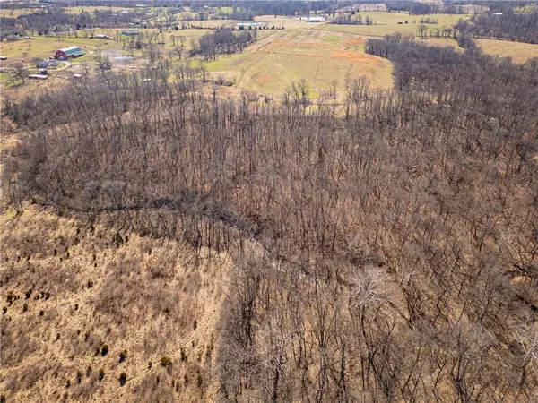 16018 Baxter RD, Excelsior Springs, MO 64024
