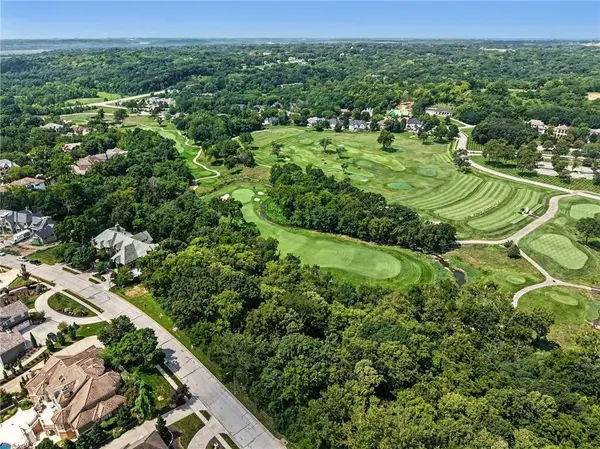 LOT 76 Ridge RD, Parkville, MO 64152