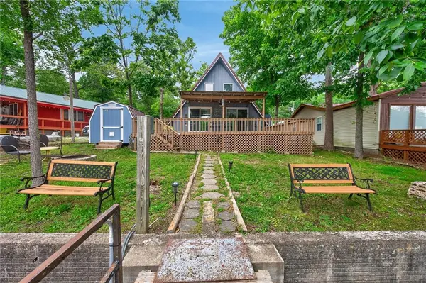 33272 Swim Beach RD, Stover, MO 65078