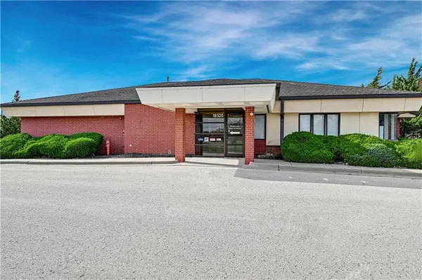 18320 S Center ST, Gardner, KS 66030