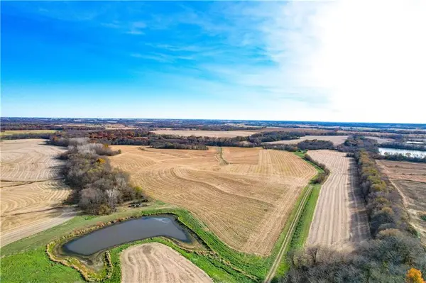 48 HWY, King City, MO 64463
