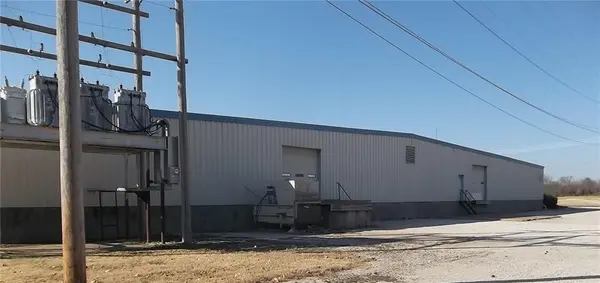 1021 Head DR, Neodesha, KS 66757