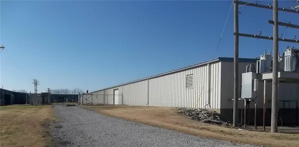 1021 Head DR, Neodesha, KS 66757