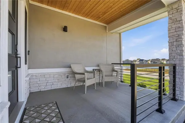 1303 Larson AVE, Warrensburg, MO 64093