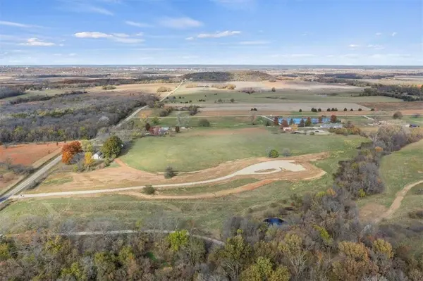 20 Acres M/L E 1700 RD, Lawrence, KS 66046