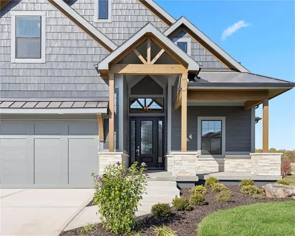 17028 Rosehill ST, Overland Park, KS 66221
