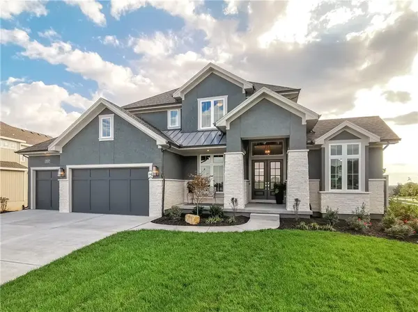 15915 Glenfinnan WAY, Loch Lloyd, MO 64012