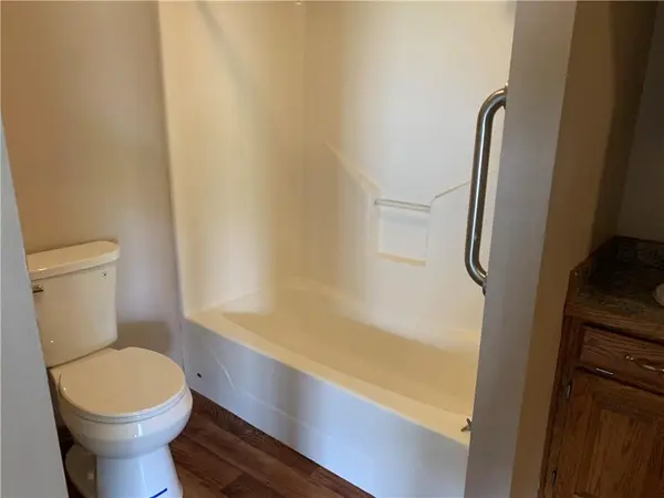 1019 S Hugh ST, Frontenac, KS 66763