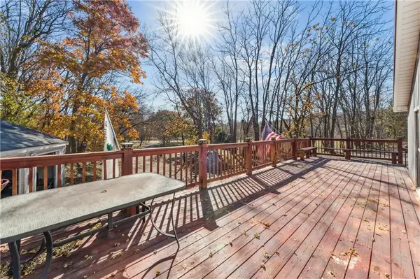 10540 W 287th ST, Louisburg, KS 66053
