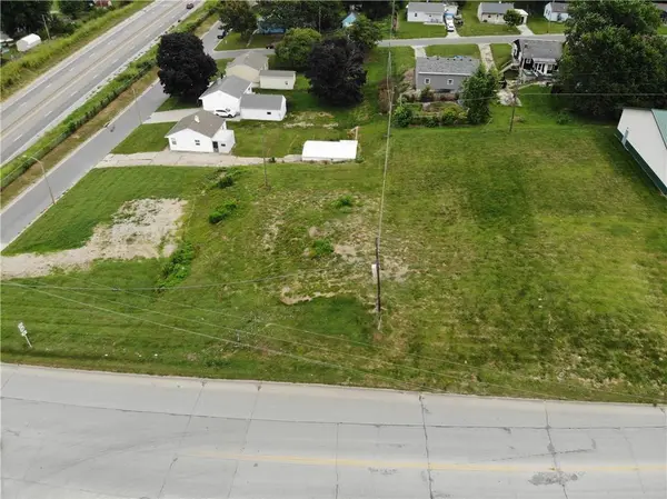 2221/2223 S 22nd ST, St Joseph, MO 64503