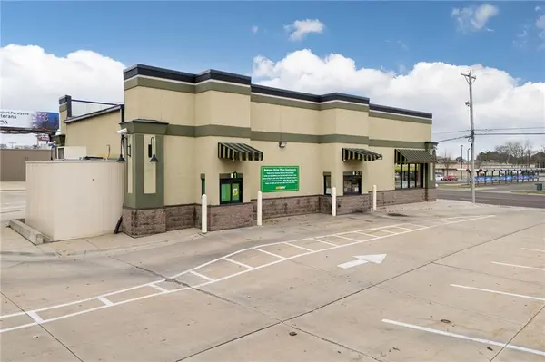 501 N Belt HWY, St Joseph, MO 64506