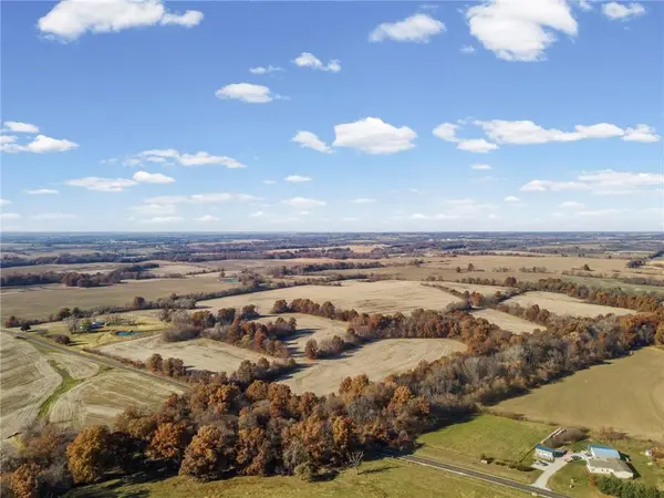 State Hwy EE HWY, Carrollton, MO 64633