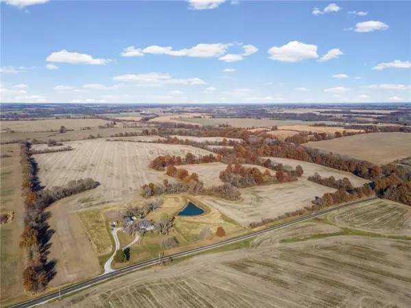 State Hwy EE HWY, Carrollton, MO 64633