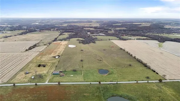 W 287th ST, Paola, KS 66071