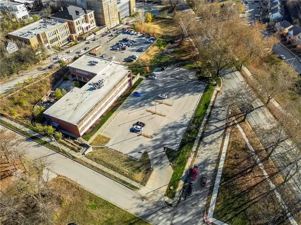 1810 Madison AVE, Kansas City, MO 64108