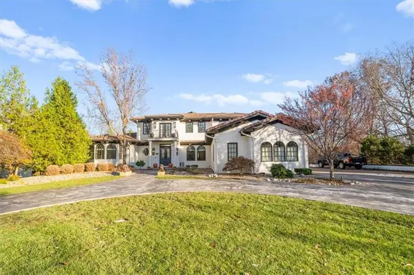 8519 N Sycamore AVE, Kansas City, MO 64157