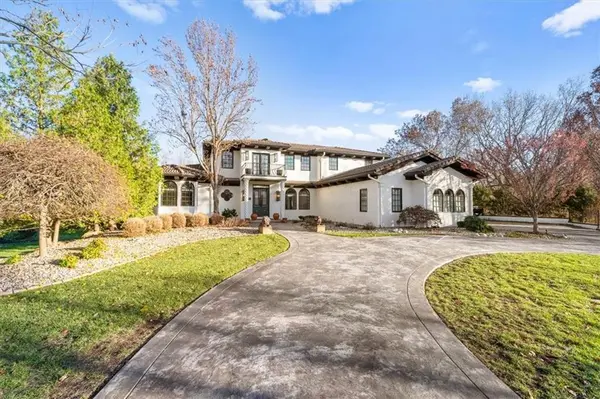 8519 N Sycamore AVE, Kansas City, MO 64157