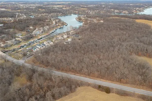 0000 S ST, Lake Lotawana, MO 64086