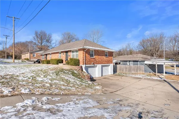 13598 E 39th & 13600 CT, Independence, MO 64055