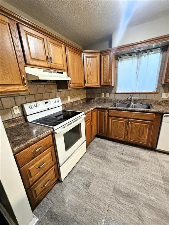 20802 E 13th TER #N, Independence, MO 64057