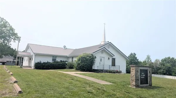 600 S Grand AVE, El Dorado Springs, MO 64744