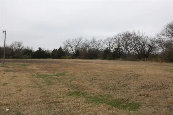 3222 W Main ST, Independence, KS 67301