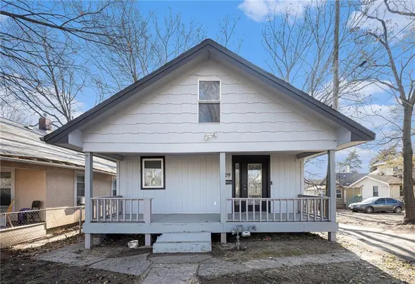 5809 E 16th TER, Kansas City, MO 64126