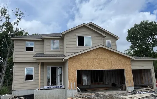12552 S Meadow View ST, Olathe, KS 66061