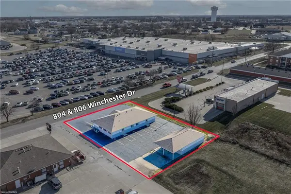 804 & 806 Winchester DR, Sedalia, MO 65301