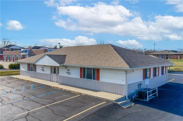 804 & 806 Winchester DR, Sedalia, MO 65301