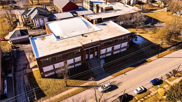 622 N Main ST, Independence, MO 64050